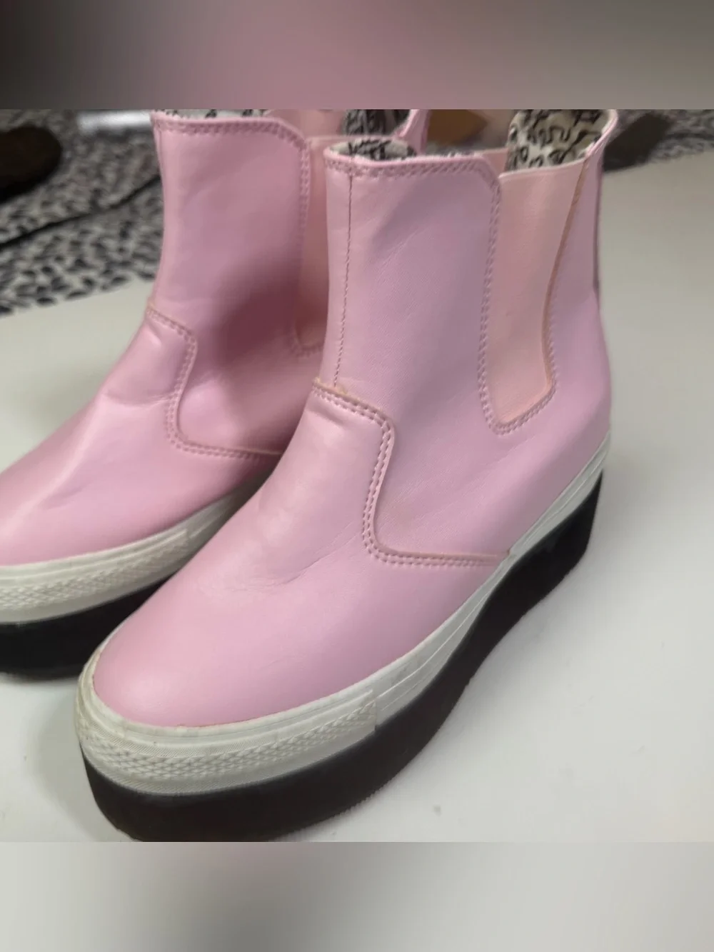 IIJIN Pink Super Chunky Platform Slip-On Sneakers/Boots 9.5-10. *FLAWS/READ*